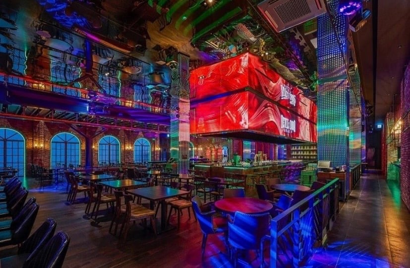 Devils Door COEX Seoul craft beer gastro pub industrial interior gourmet burger fried chicken late night Gangnam